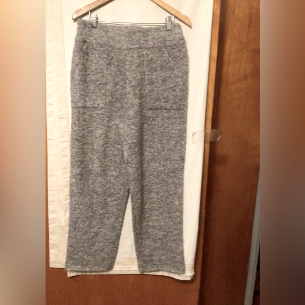 LE BON SHOPPE KNITTED PULL ON PANTS SZ L NWT